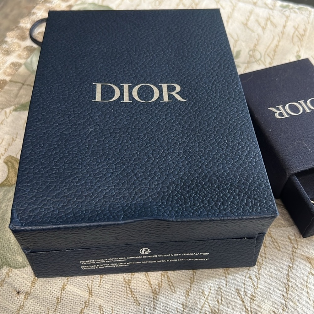 Dior Cd Icon Silver Bracelet - Picture 6 of 7
